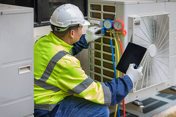 Professional Ac Installation technician working in Cross Plains, TX